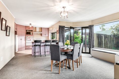 Photo of property in 6 Willowfield Place, Pukete, Hamilton, 3200