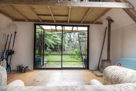 Photo of property in 16 Major Bridge Drive, Russell, 0272