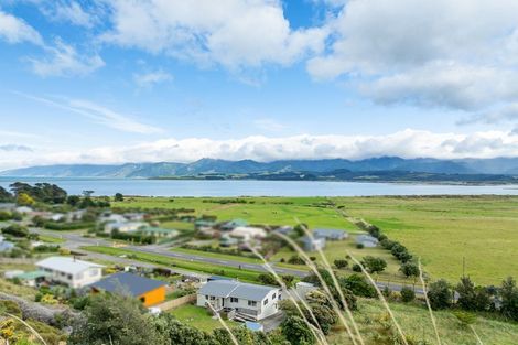 Photo of property in 108 Lake Ferry Road, Lake Ferry, Featherston, 5772