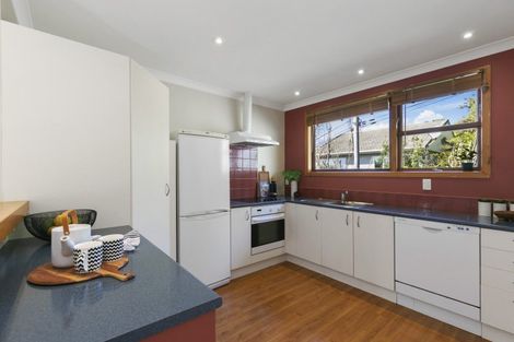 Photo of property in 30 Voltaire Street, Karori, Wellington, 6012