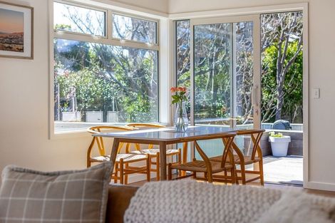 Photo of property in 102 Rosetta Road, Raumati South, Paraparaumu, 5032