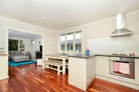 Photo of property in 74 Pooks Road, Ranui, Auckland, 0612