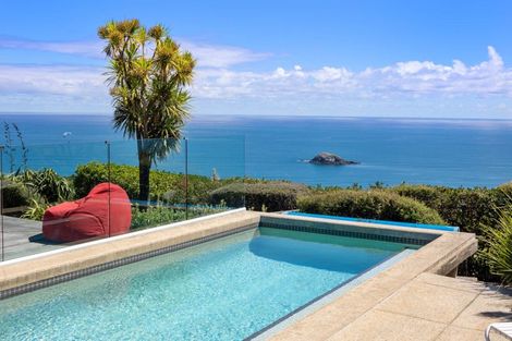 Photo of property in 411 Oaia Road, Muriwai, 0881
