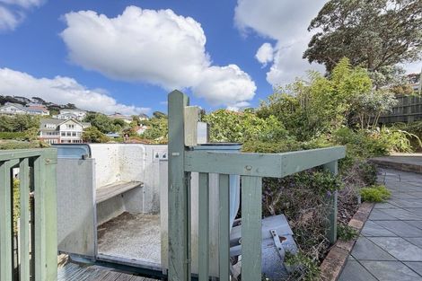 Photo of property in 8 Lower Watt Street, Wadestown, Wellington, 6012
