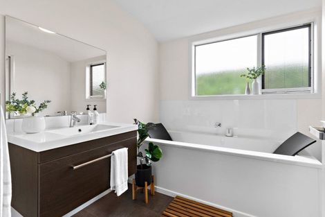 Photo of property in 20 Tuscan Lane, Martinborough, 5711