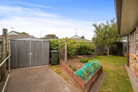 Photo of property in 85 Dixon Avenue, Hawera, 4610