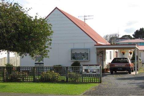 Photo of property in 6a Nikau Street, Tawhero, Whanganui, 4501