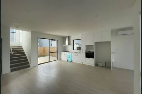 Photo of property in 72 Bellbird Street, Papakura, 2110