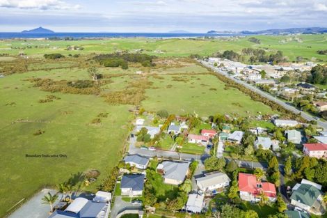 Photo of property in 10 Insley Road, Waipu, 0510