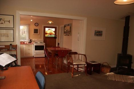 Photo of property in 8 Gwyn Street, Broad Bay, Dunedin, 9014