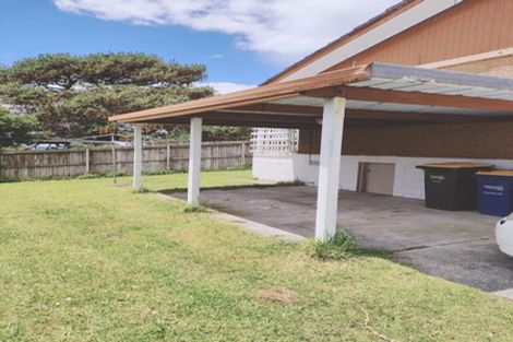 Photo of property in 1/40 Halberg Street, Glenfield, Auckland, 0629