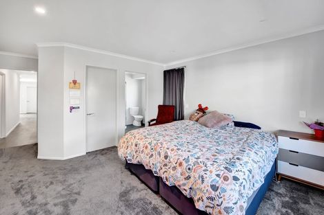 Photo of property in 44 Belt Road, Moturoa, New Plymouth, 4310