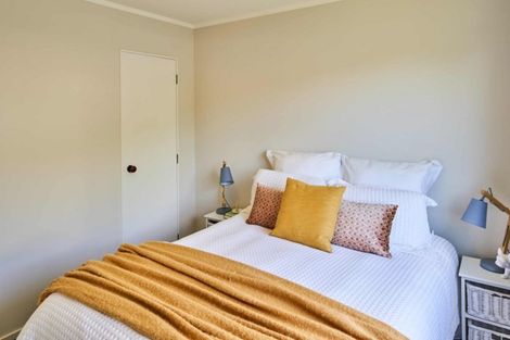 Photo of property in 4a Glenbrook Grove, Naenae, Lower Hutt, 5011