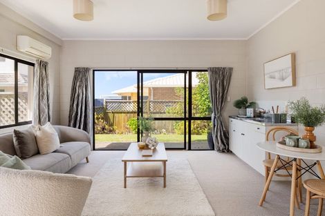 Photo of property in 439 Oceanbeach Road, Mount Maunganui, 3116