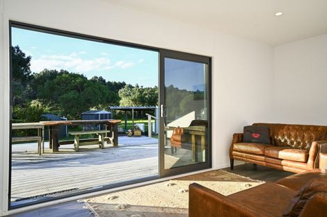 Photo of property in Blue Bay Road, Mahia, 4198