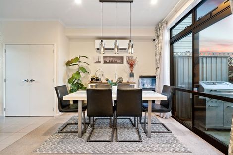 Photo of property in 7 Fermi Lane, Papakura, 2110