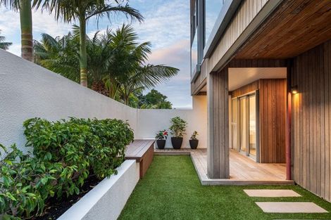 Photo of property in 8a Rarere Road, Hauraki, Auckland, 0622