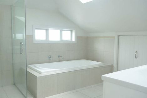 Photo of property in 108b Ranfurly Street, St Albans, Christchurch, 8014