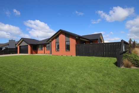 Photo of property in 14 Ayrshire Drive, Mosgiel, 9024