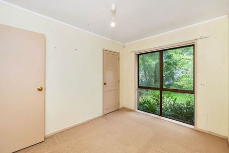 Photo of property in 1 Celina Place, Browns Bay, Auckland, 0630