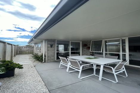Photo of property in 7 Hiria Crescent, Papamoa Beach, Papamoa, 3118