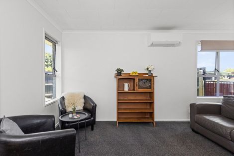 Photo of property in 1/508 Poplar Place, Akina, Hastings, 4122