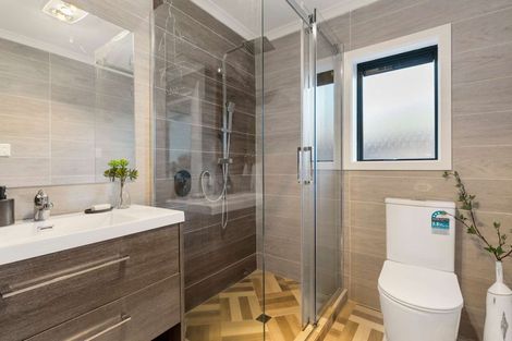 Photo of property in 8 Samara Place, Clendon Park, Auckland, 2103