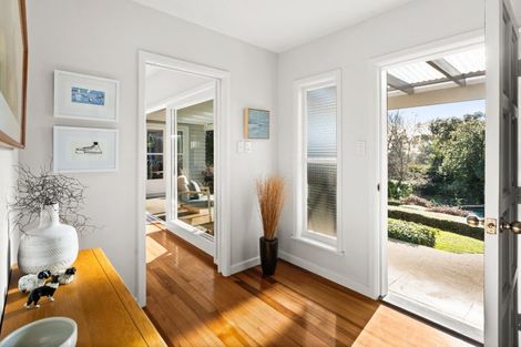 Photo of property in 11 Greenwood Road, Havelock North, 4130