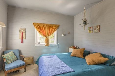 Photo of property in 69 Waimea Road, Waikanae Beach, Waikanae, 5036