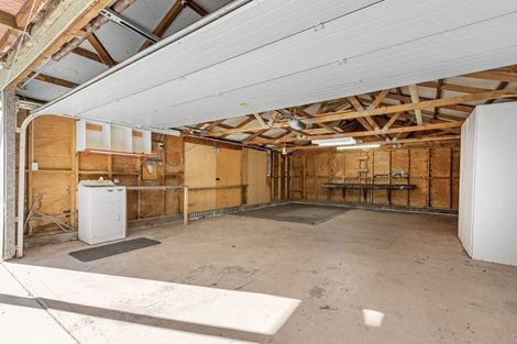 Photo of property in 104 Malcolm Avenue, Beckenham, Christchurch, 8023