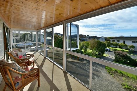 Photo of property in 7 Awatere Place, Snells Beach, 0920