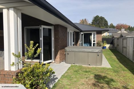 Photo of property in 24 Mervyn Place, Ohauiti, Tauranga, 3112