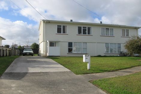 Photo of property in 10-11 Anne Street, Feilding, 4702