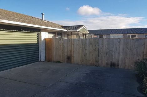 Photo of property in 2/3 Farnborough Street, Aranui, Christchurch, 8061