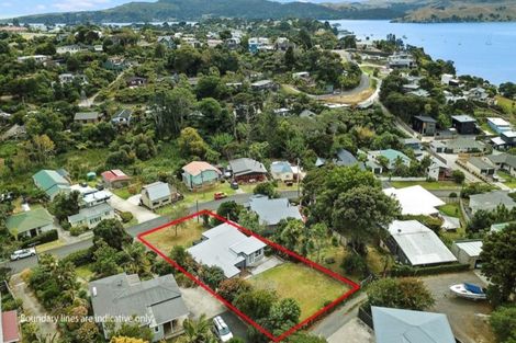 Photo of property in 69 Lorenzen Bay Road, Raglan, 3225