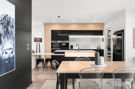 Photo of property in 16 Cuba Street, Petone, Lower Hutt, 5012