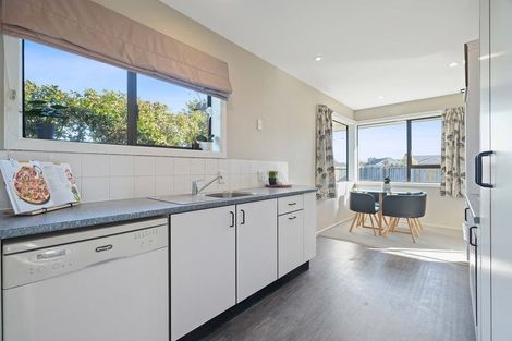 Photo of property in 11 Whelan Place, Hei Hei, Christchurch, 8042