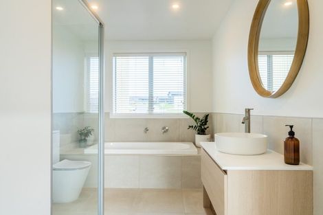 Photo of property in 5 Tunarau Street, Raglan, 3225