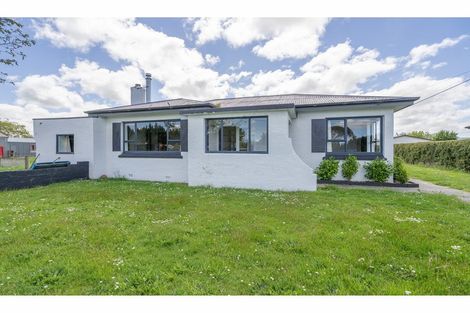 Photo of property in 17 Turner Street, Edendale, 9825