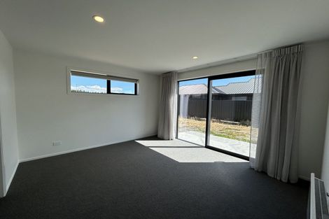 Photo of property in 32 Longview Drive, Lake Hawea, 9382