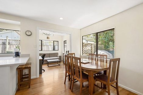 Photo of property in 29a Severn Street, Island Bay, Wellington, 6023