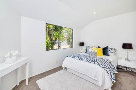 Photo of property in 20 Bushlands Park Drive, Albany, Auckland, 0632