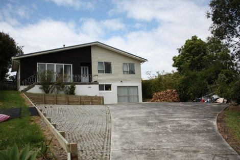 Photo of property in 33 Sunnynook Road, Forrest Hill, Auckland, 0620