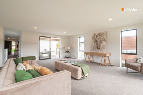 Photo of property in 27 Grandvista Drive, Green Island, Dunedin, 9018