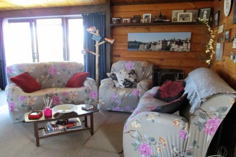 Photo of property in 16 Pohutukawa Drive, Opunake, 4616