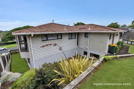 Photo of property in 5 Saint Ives Grove, Whalers Gate, New Plymouth, 4310