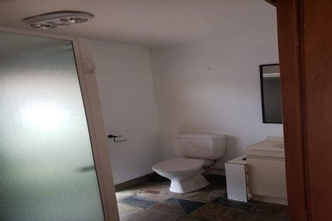 Photo of property in 60 Hanham Road, Kumeu, 0891