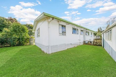 Photo of property in 23 Chrisarda Place, Red Hill, Papakura, 2110