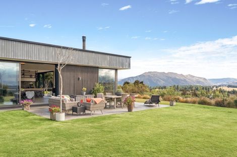 Photo of property in 48 Kanuka Rise, Albert Town, Wanaka, 9305