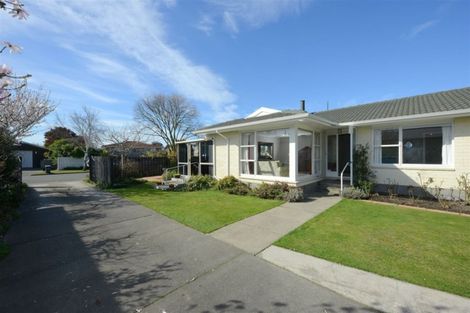 Photo of property in 51 Kent Lodge Avenue, Avonhead, Christchurch, 8042